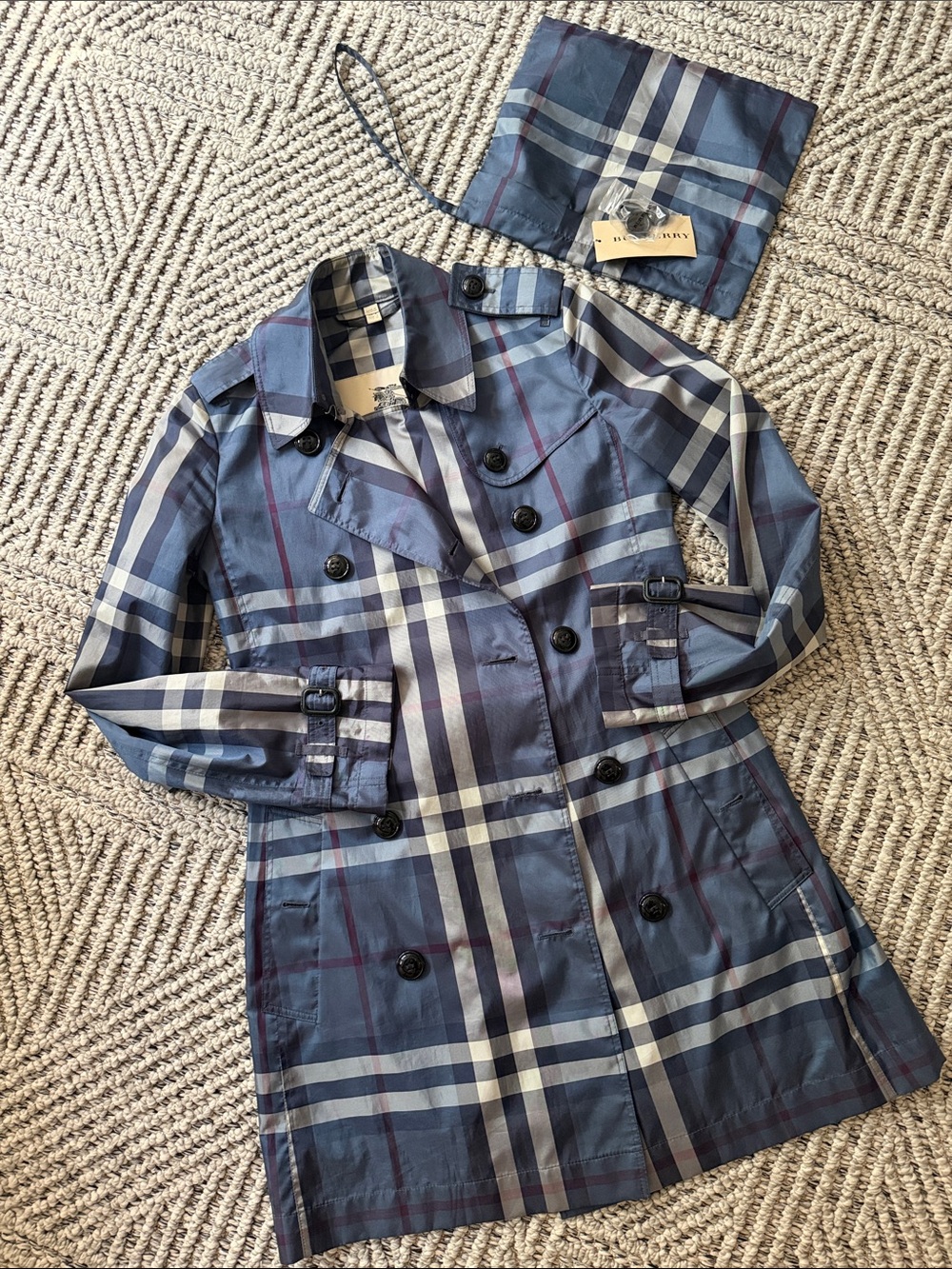 Burberry Blue Plaid Double-Breasted Rain coat with Matching Pouch